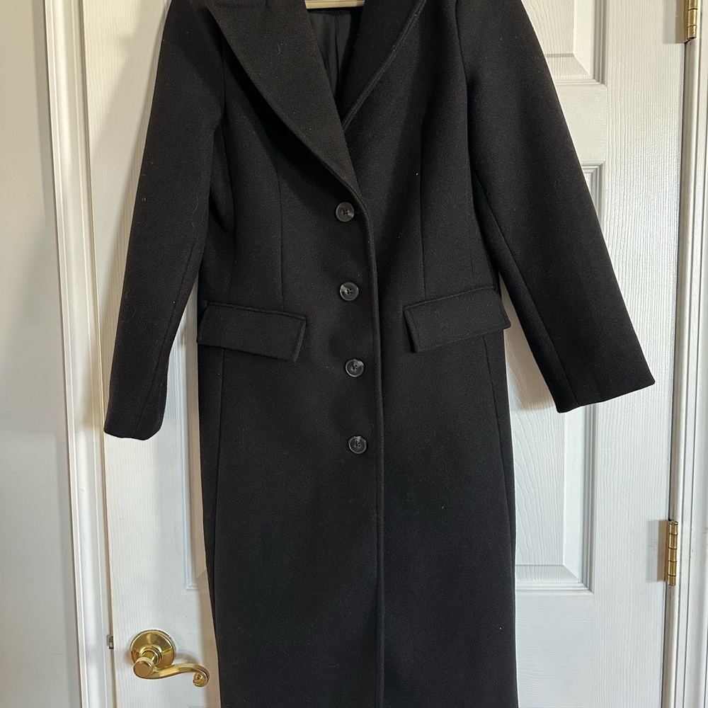 Ladies Black Fitted Coat